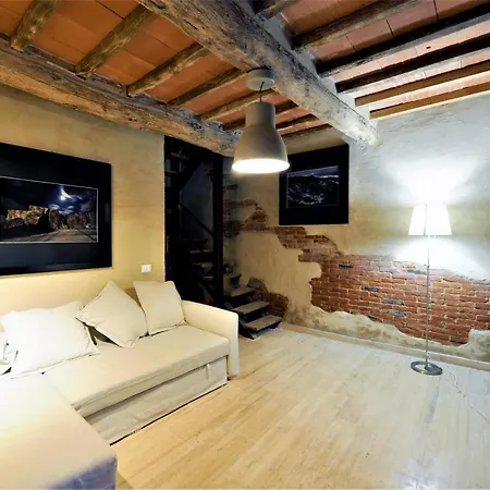 Incantevole Casa Sul Fiume, Relax E Natura Ai Piedi Della Alpi Apuane *